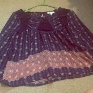 Really cute long sleeve blouse